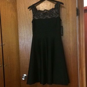 Size 8 London Style Nights dress